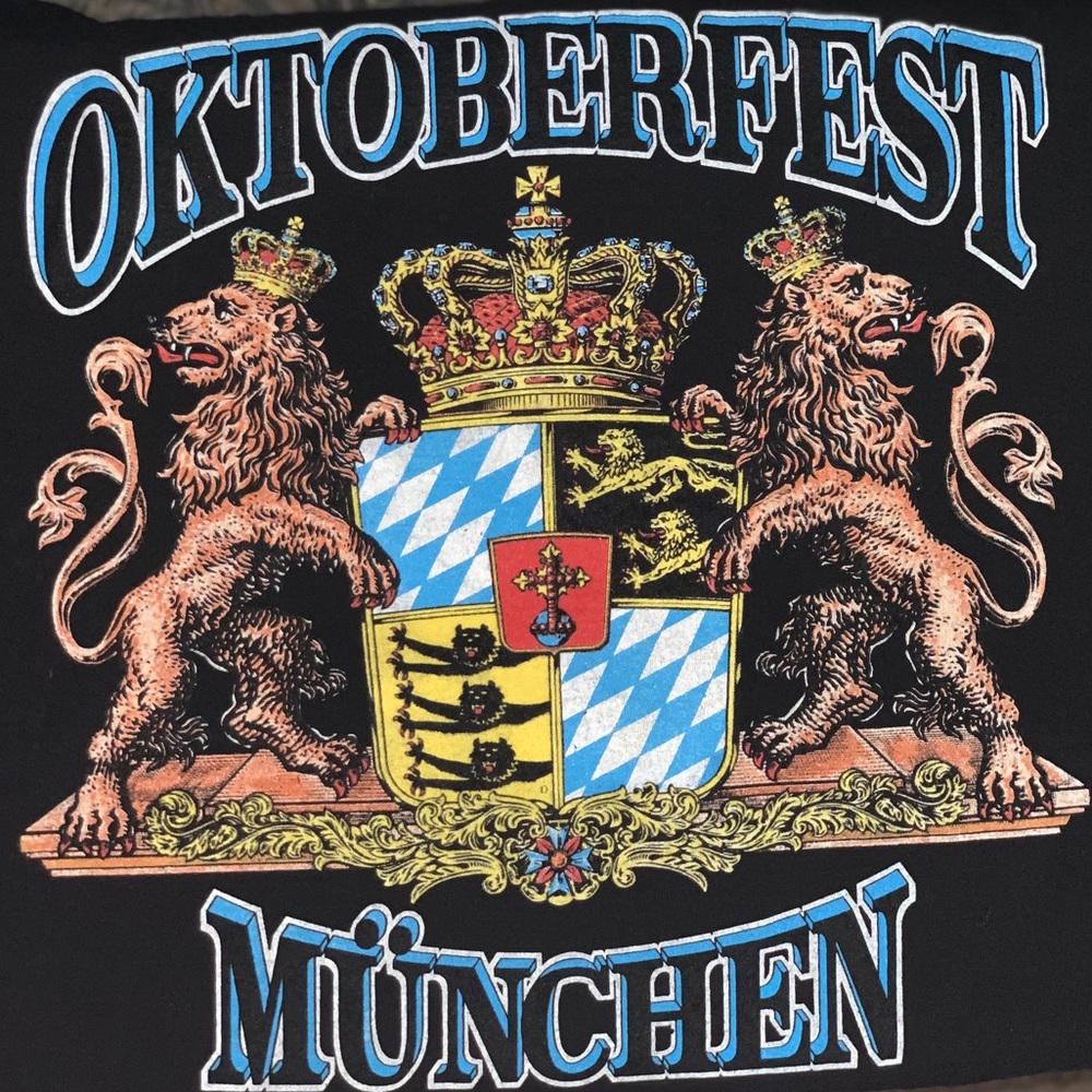 Oktoberfest Munchen T-shirt | Size L | Fits M